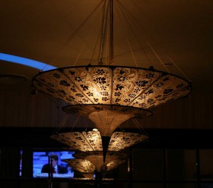 Две конусовидные лампы в китайском стиле