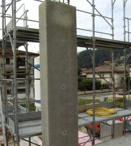 Бетонные столбы