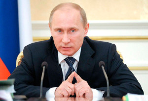 Путин поручил проработать вопрос о выплатах дольщикам