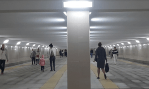 Подземный переход между станциями метро