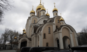 Храм блаженной Матроны Московской возводится