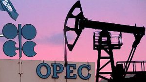 OPEC в апреле перевыполнила соглашение о сокращении нефтедобычи на 63%