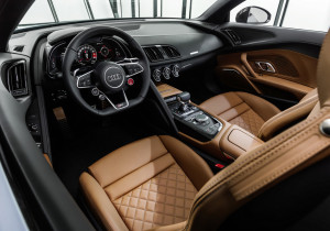 Audi R8 Spyder.