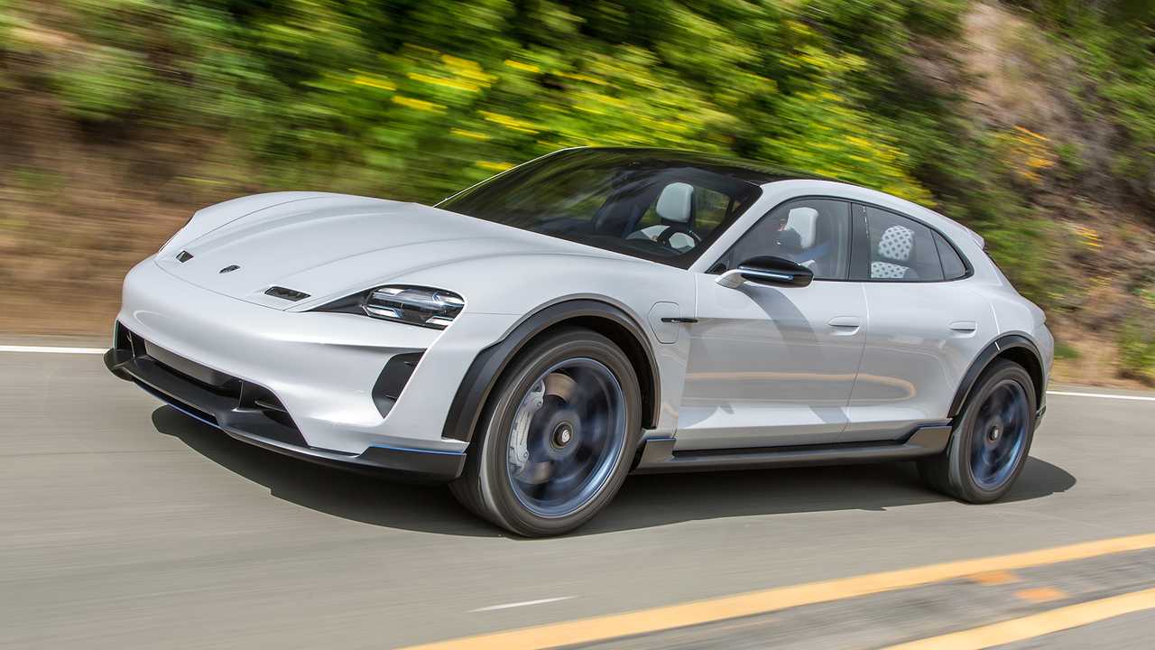 Porsche Mission E Cross Turismo