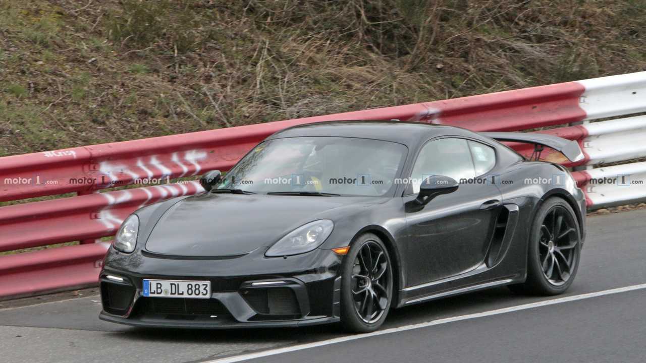 Porsche 718 Cayman GT4 2019 Erlkönig ungetarnt