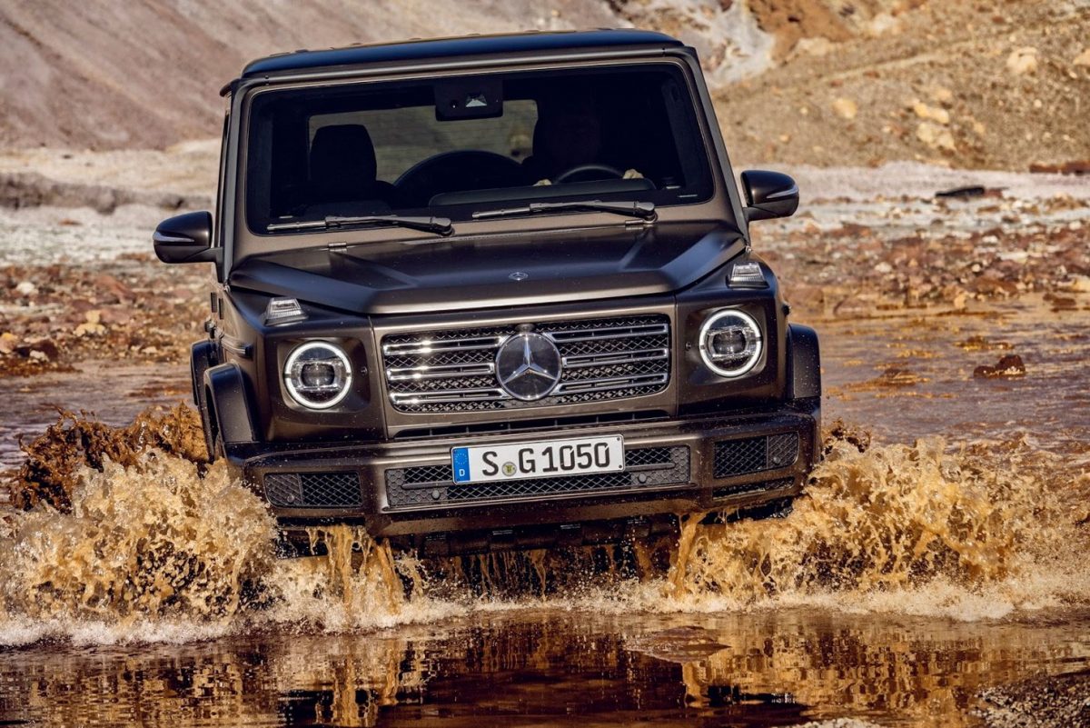 Mercedes-Benz g500 w464