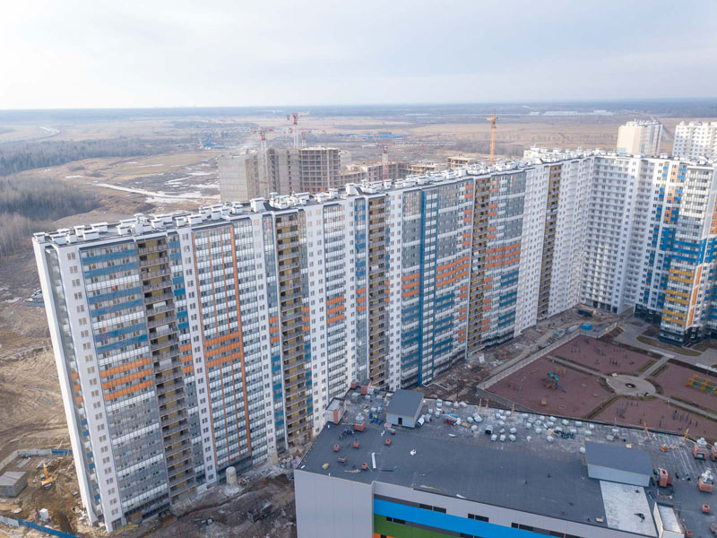 Санкт-Петербург, 10 апреля 2020 г. – ГК «Полис Групп» продолжает строительство 3, 4 очередей ЖК «Полис на Комендантском».
