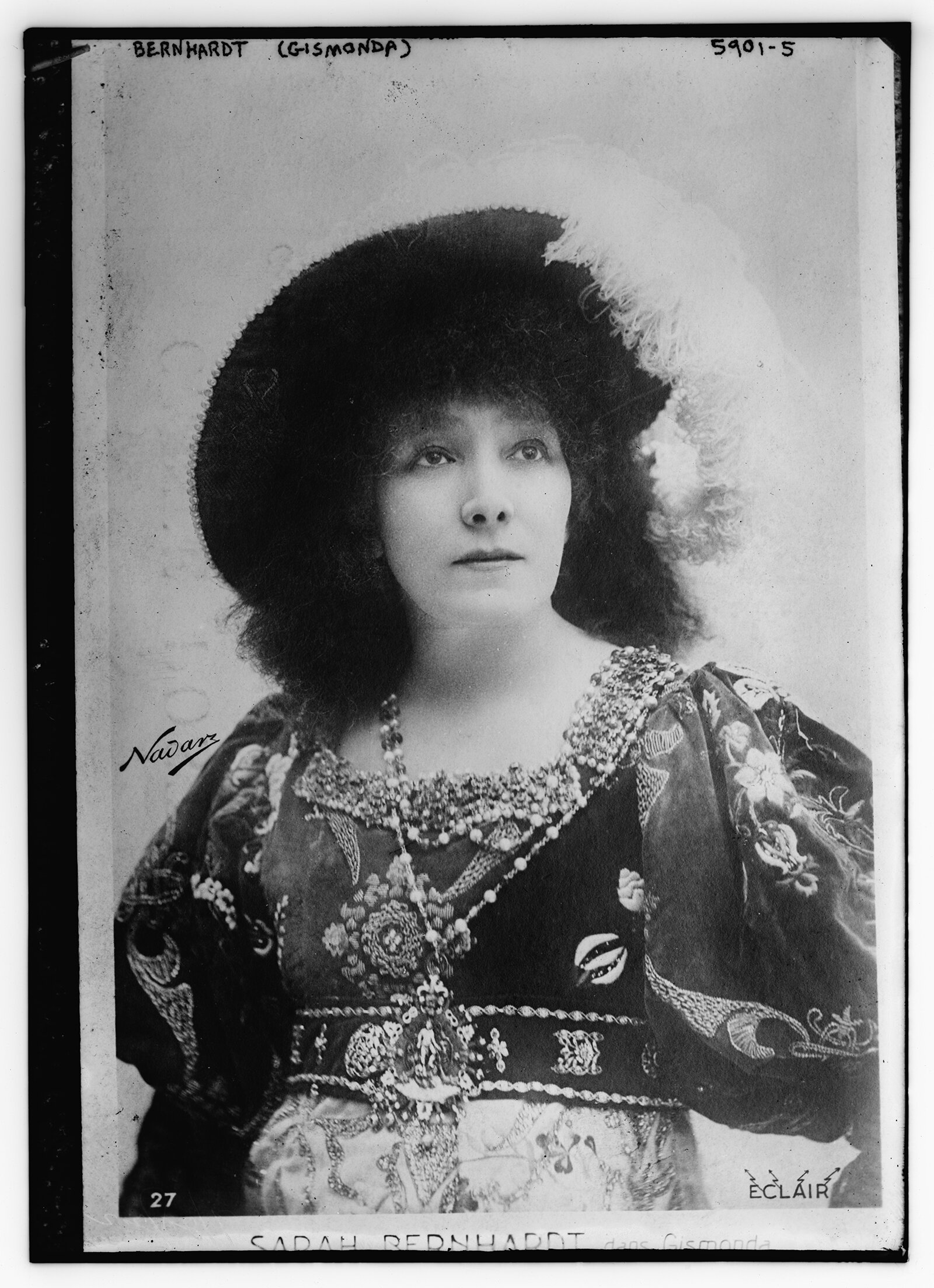 Сара Бернар в роли принца Гамлета. 1899 год