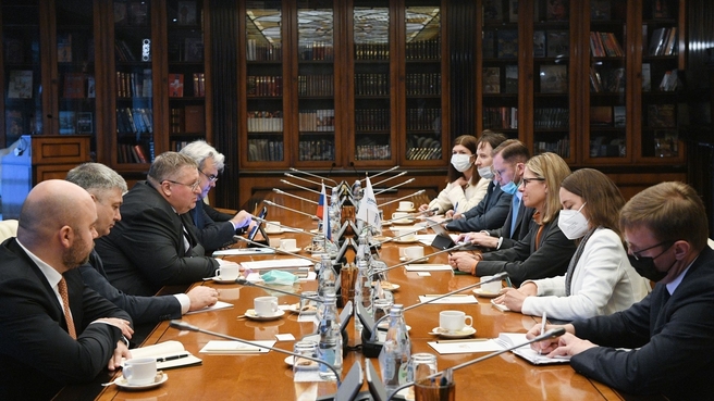 Рабочая встреча Алексея Оверчука и Вице-президента Всемирного банка по региону Европы и Центральной Азии Анны Бьерде