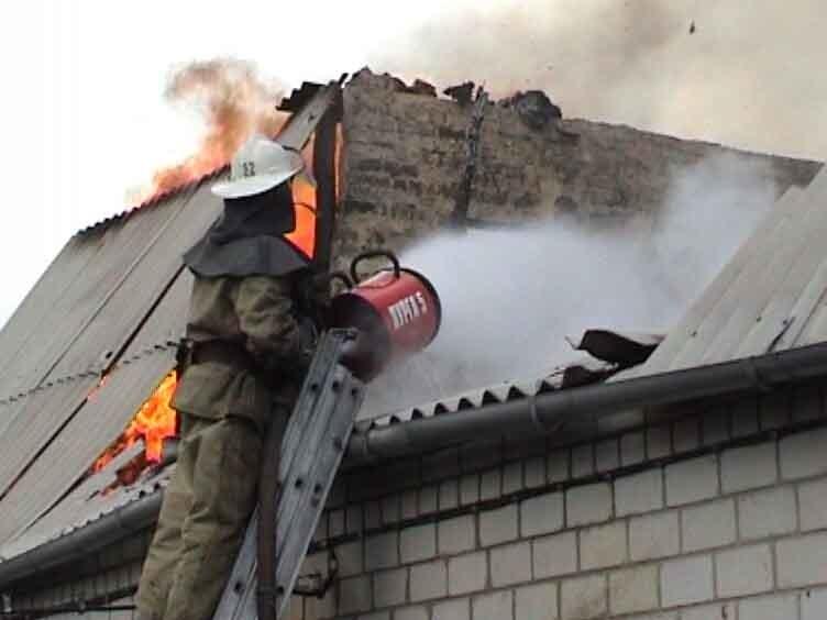 Пожар в частном доме ликвидировали в Приморье