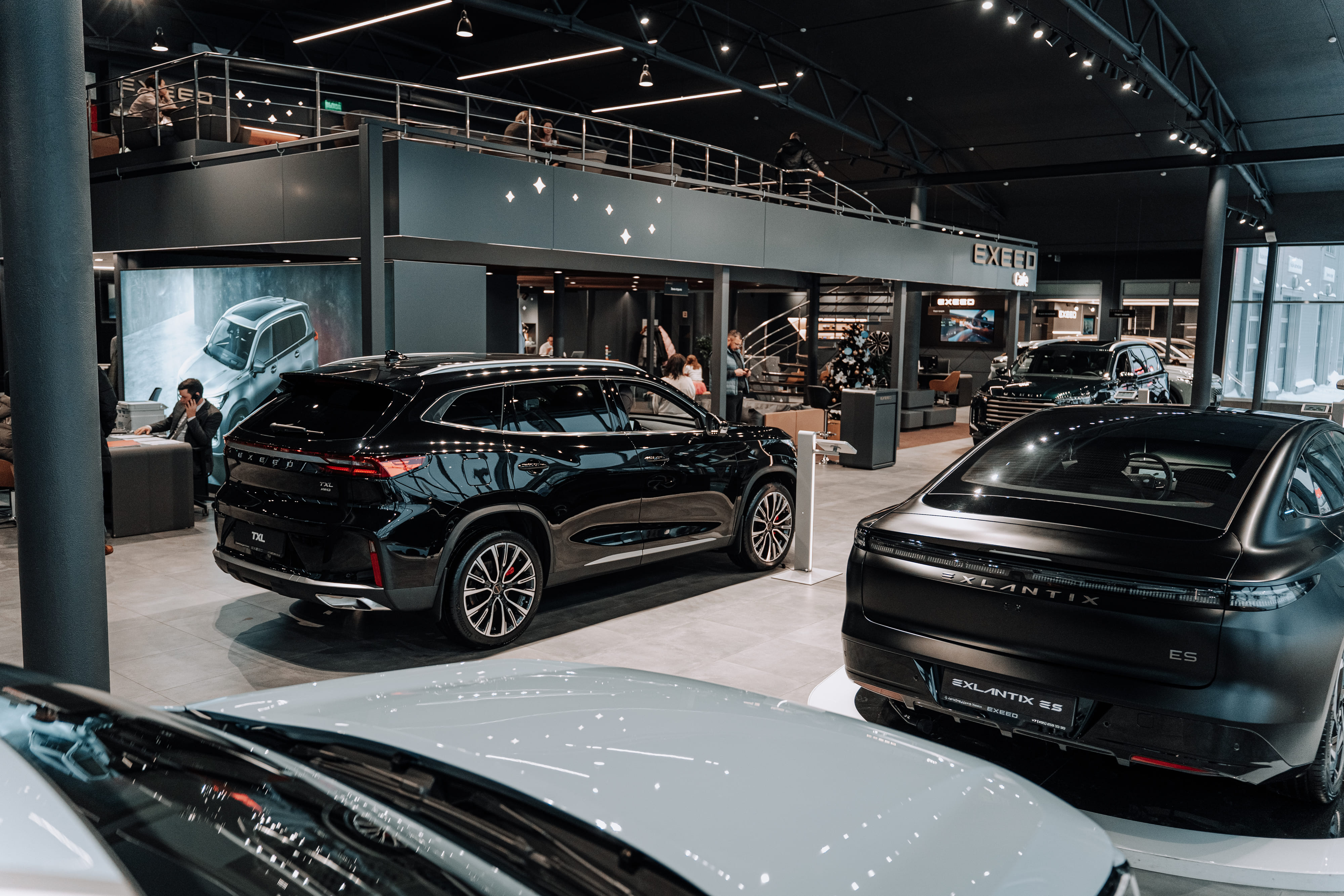 EXEED Центр Химки провел эксклюзивную рождественскую ярмарку для клиентов